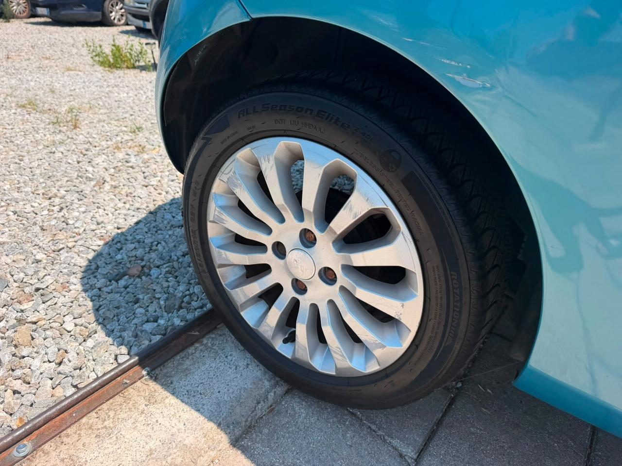 Ford Ka 1.3 TDCi 75CV Titanium