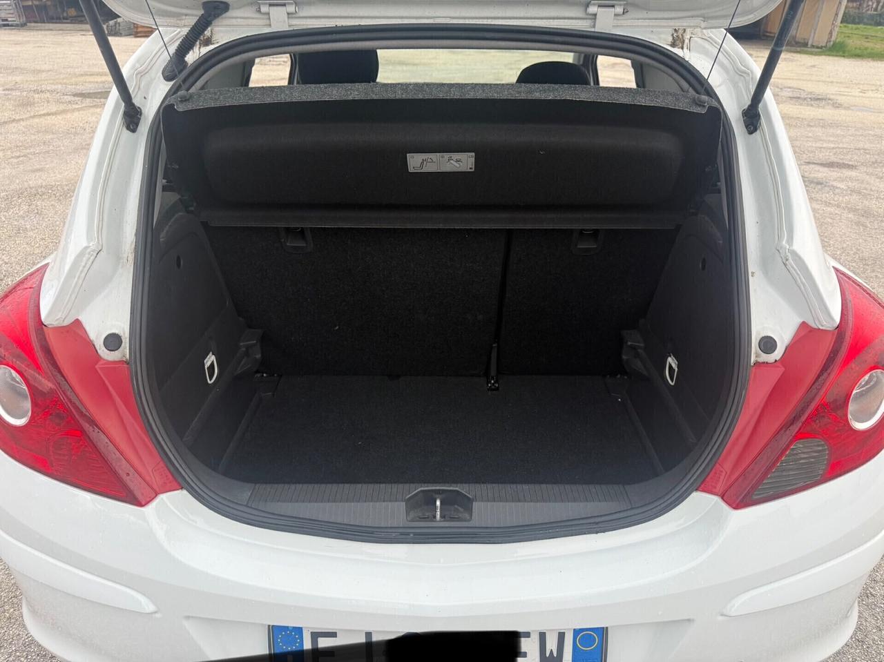 Opel Corsa 1.0 Benzina 65cv NEOPATENTATI OK