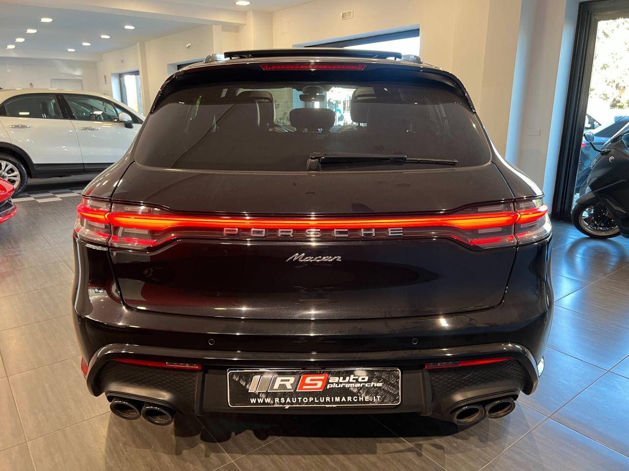 Porsche Macan 2.0 PASM PNEUMATICHE