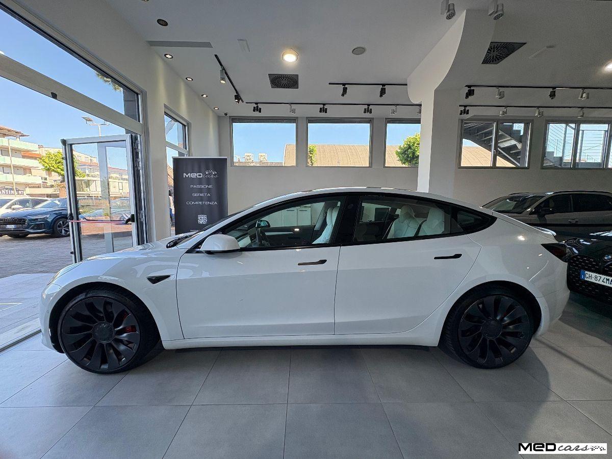 TESLA - Model 3 - Long Range Performance AWD