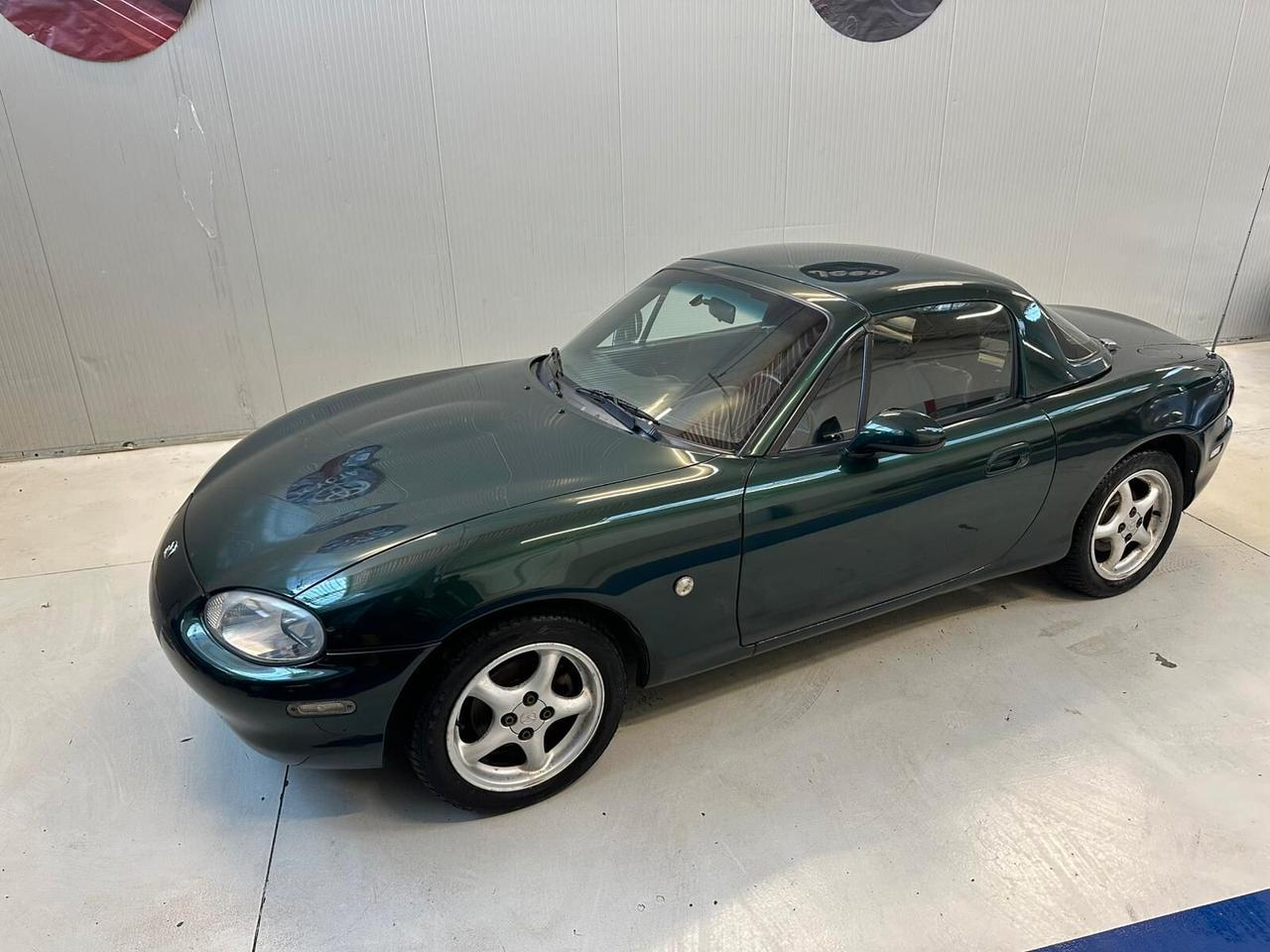 Mazda MX-5 1.6i 16V cat GPL