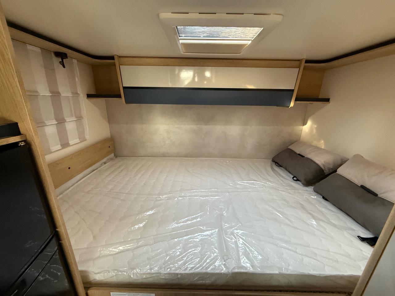 CI INTYERNATIONAL HORON 98 XT 5 POSTI OMOLOGATI