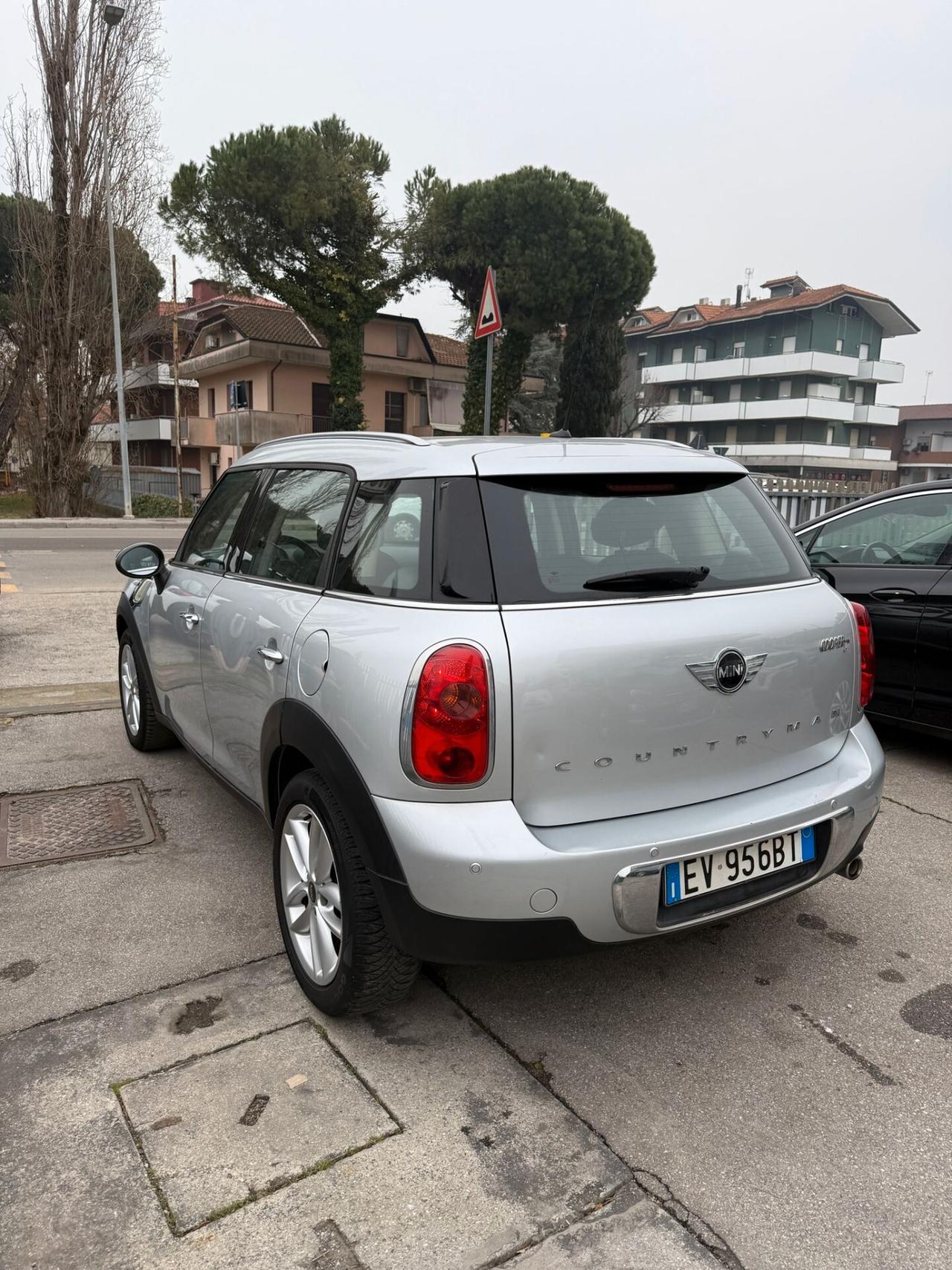 Mini Cooper D Countryman 1.6 NESSUN VINCOLO