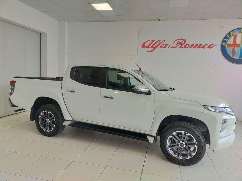 Mitsubishi L200 L200 2.3 D Double Cab 4x4 P2 Intouch Intense
