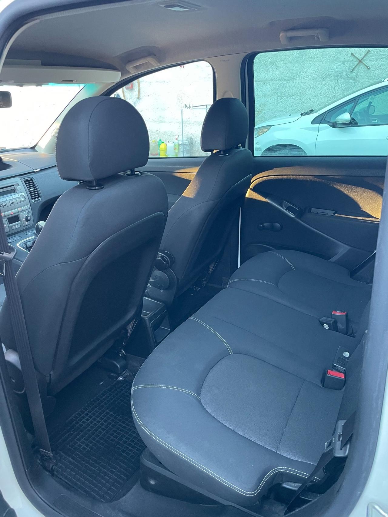 Lancia MUSA 1.3 Mjt 95 CV platino anno fine 2013