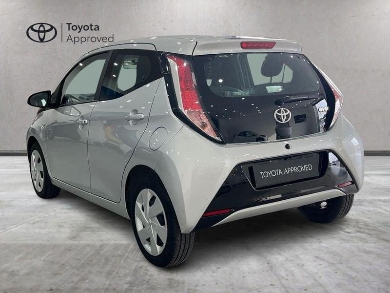 Toyota Aygo Aygo 5p 1.0 x-play my15