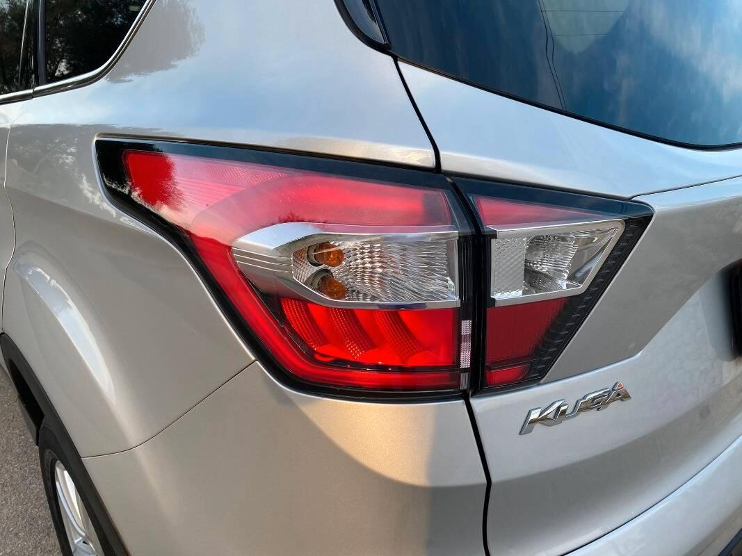 Ford Kuga 1.5 tdci Business s&s 2wd 120cv my18