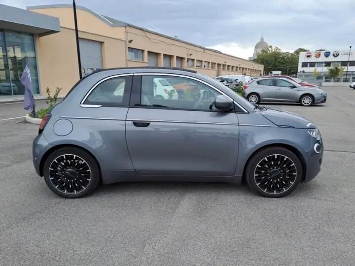 Fiat 500 Elettrica La Prima
