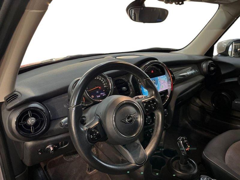 MINI Mini 3 porte Mini IV F56 2021 3p Mini 3p 1.5 One Camden 102cv auto