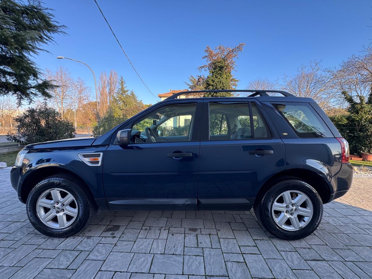 Land Rover Freelander 2.2 TD4 S 4x4