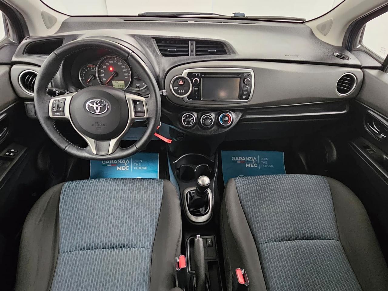 Toyota Yaris 1.0 5 porte Active - NeoPatentati