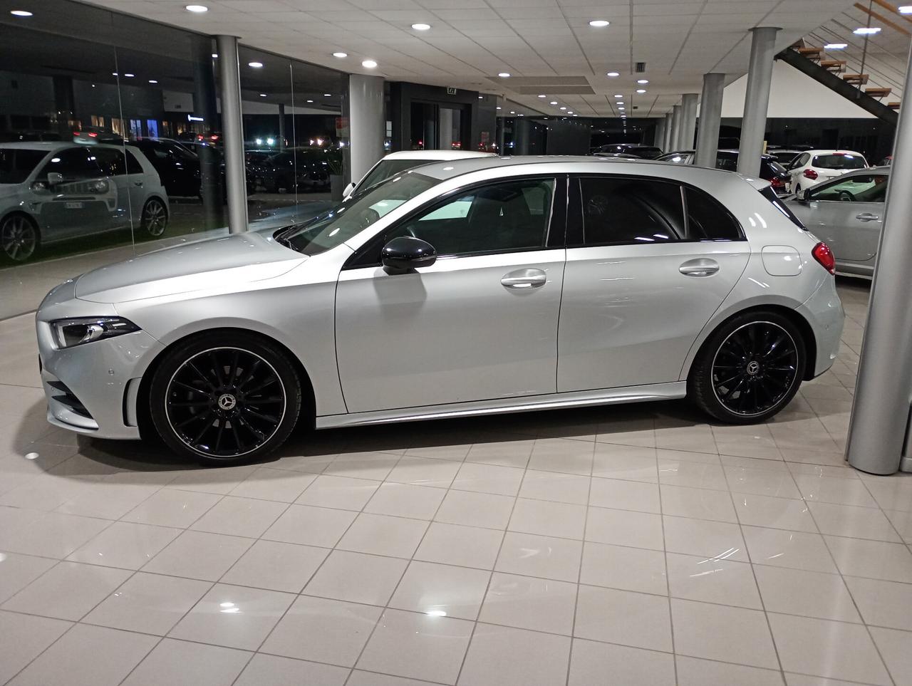 Mercedes-benz A 200 Automatic Premium Night Edition AMG