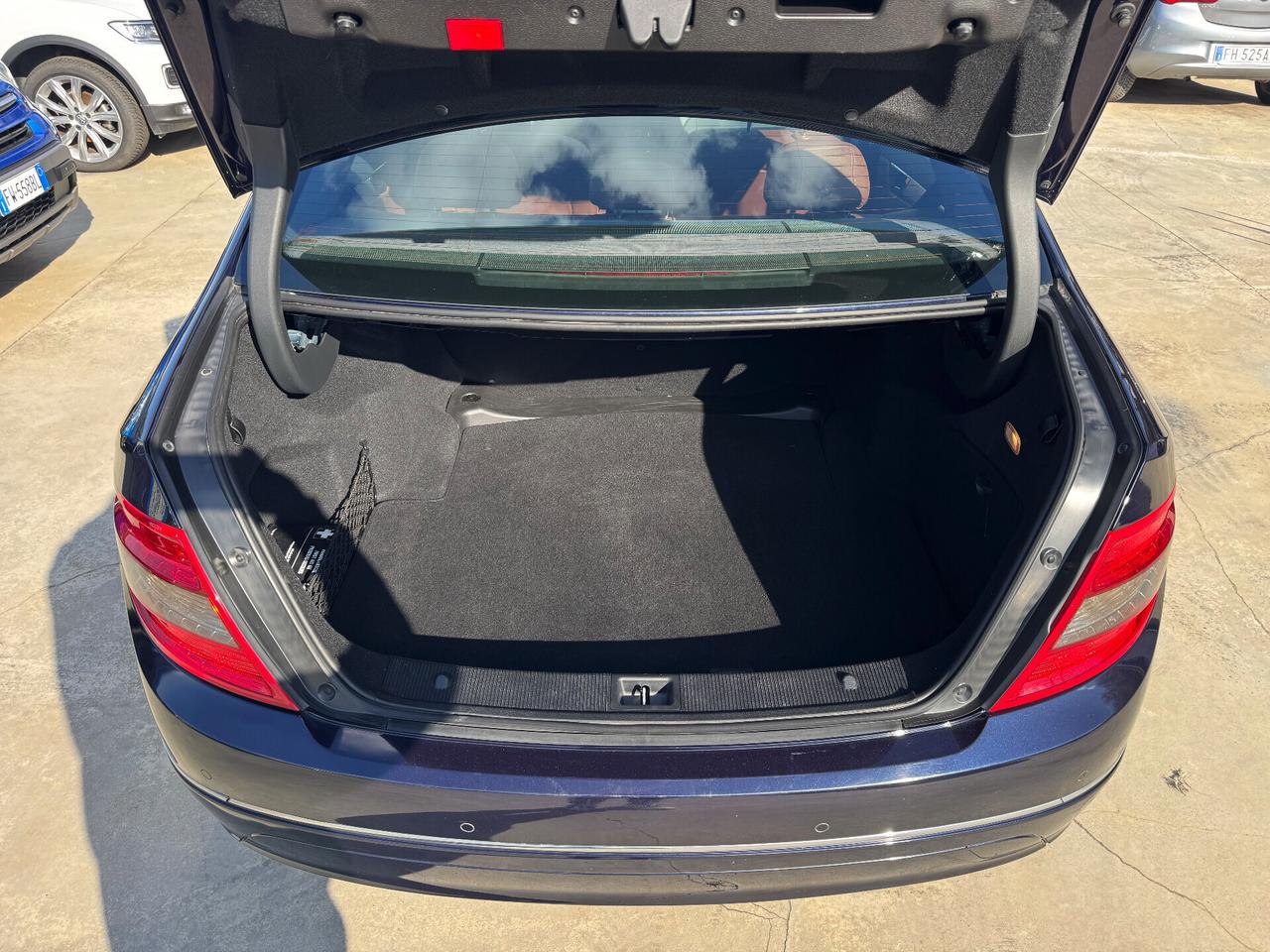 Mercedes C 200CDI Avantagarde 136CV/82.400KM