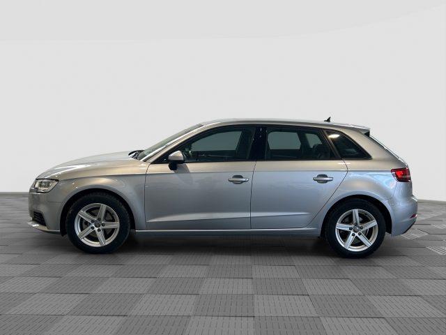 AUDI A3 A3 SPB 35 TFSI COD Business