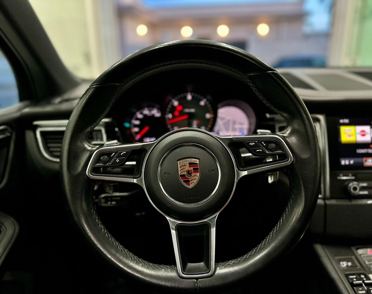 Porsche Macan diesel 3.0 diesel *Tetto apribile*