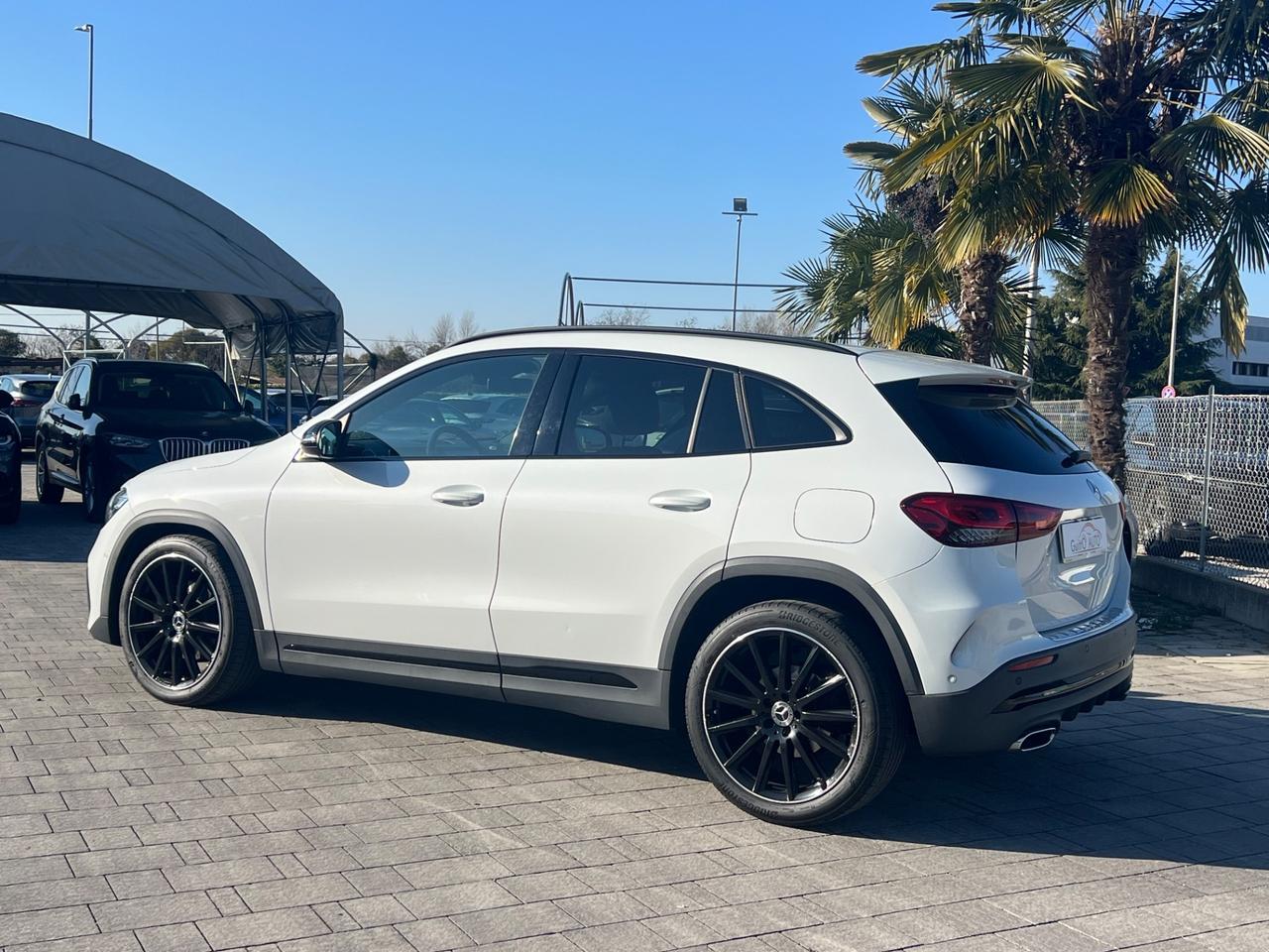 Mercedes-benz GLA 180 d Premium FINANZIABILE