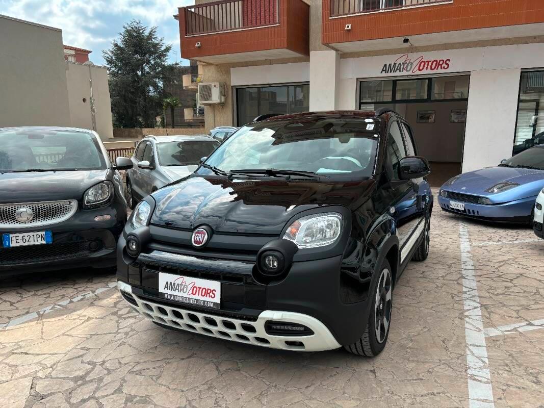 Fiat Panda Pandina 1.0 firefly hybrid s&s 70cv