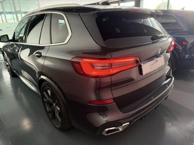 BMW X5 xDrive 30d 265CV M-SPORT 7 POSTI