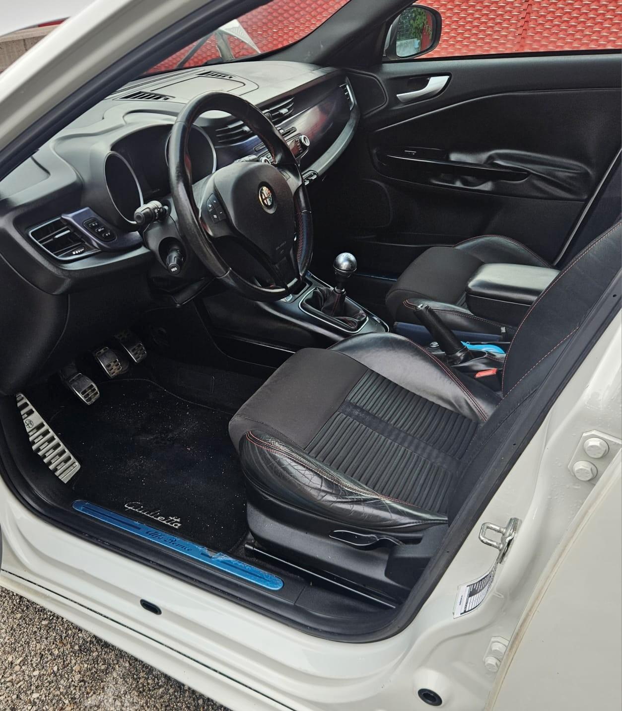 Alfa Romeo Giulietta 2.0 JTDm-2 140 CV Exclusive