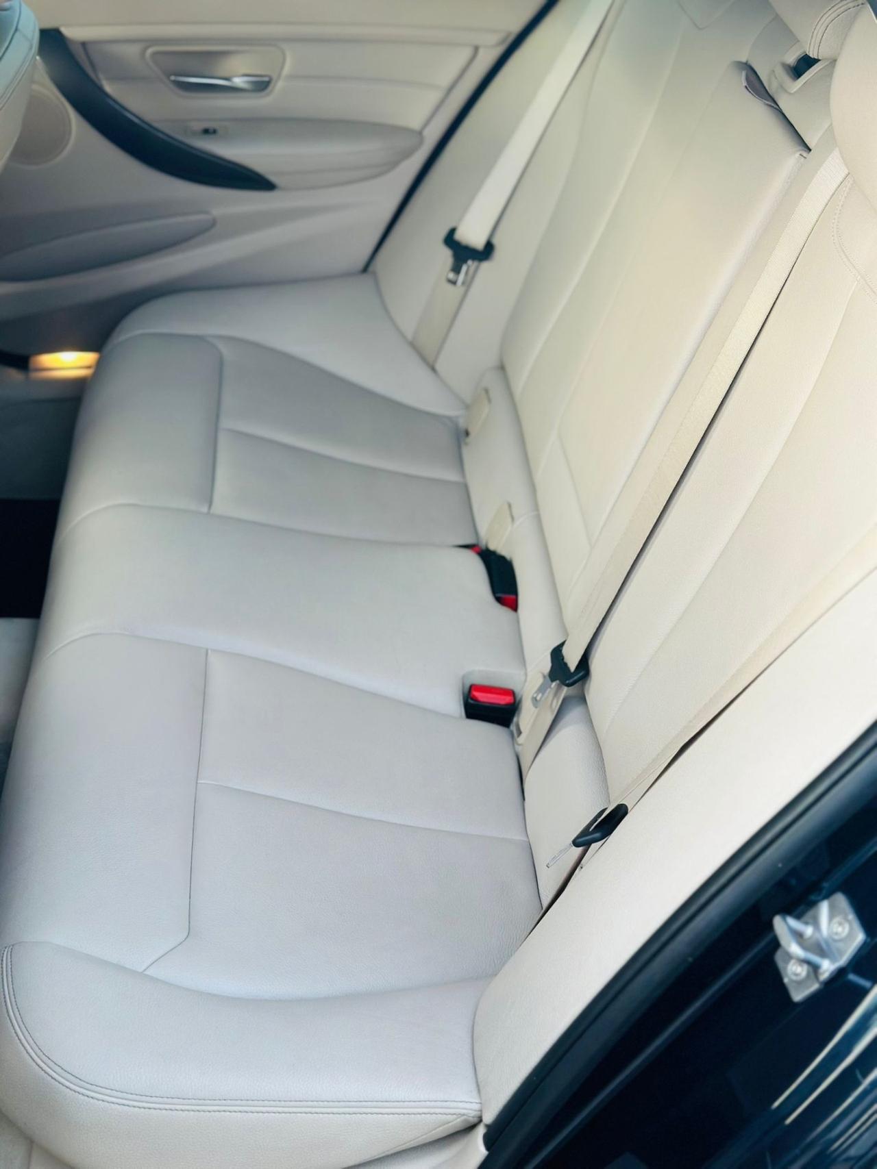 Bmw 320 320d Touring Modern
