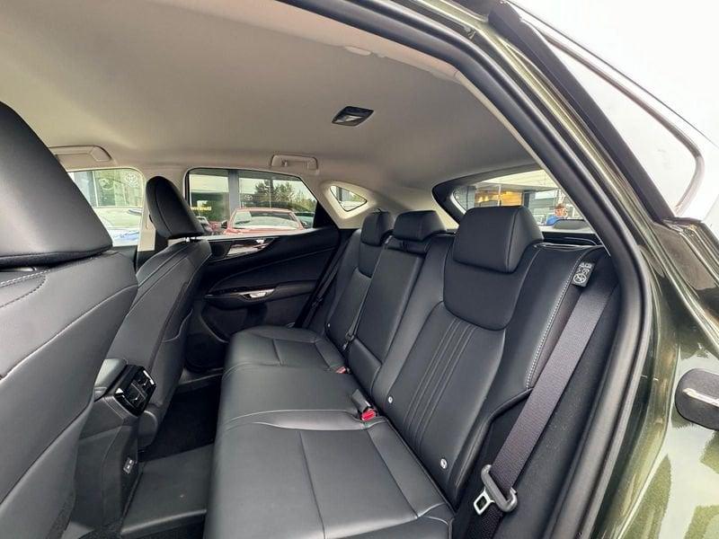 Lexus NX Plug-in Premium+ AWD
