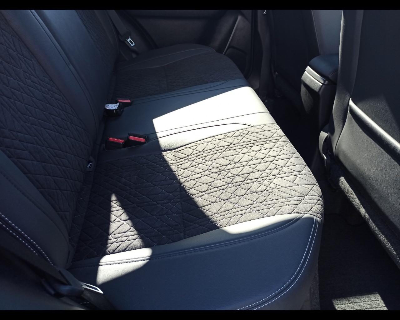 SUZUKI Vitara (2015) - Vitara 1.4 Hybrid Top