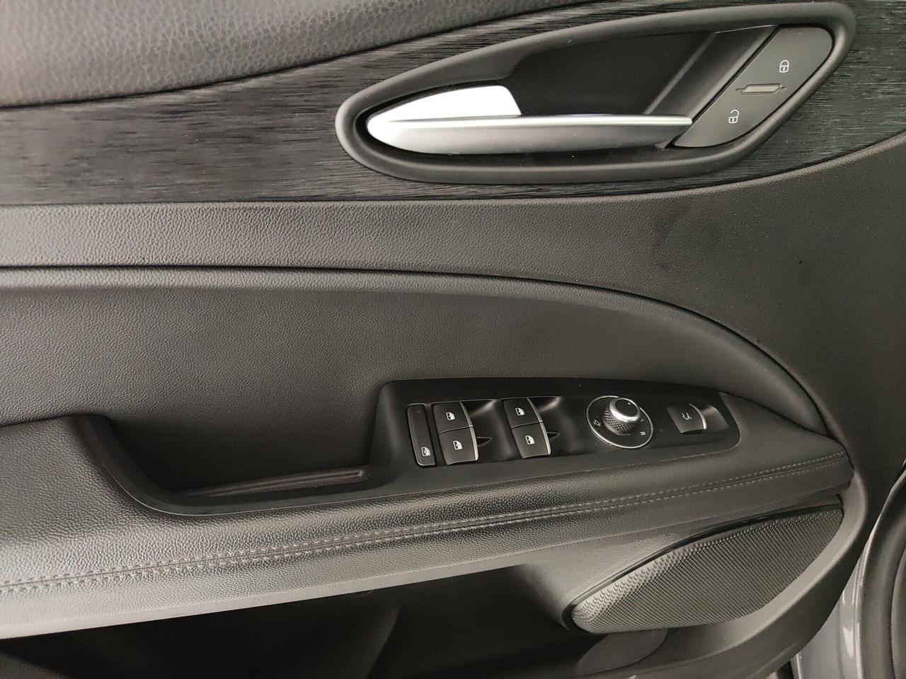 Alfa Romeo Stelvio 2.2 Turbodiesel 160 CV AT8 RWD Sprint