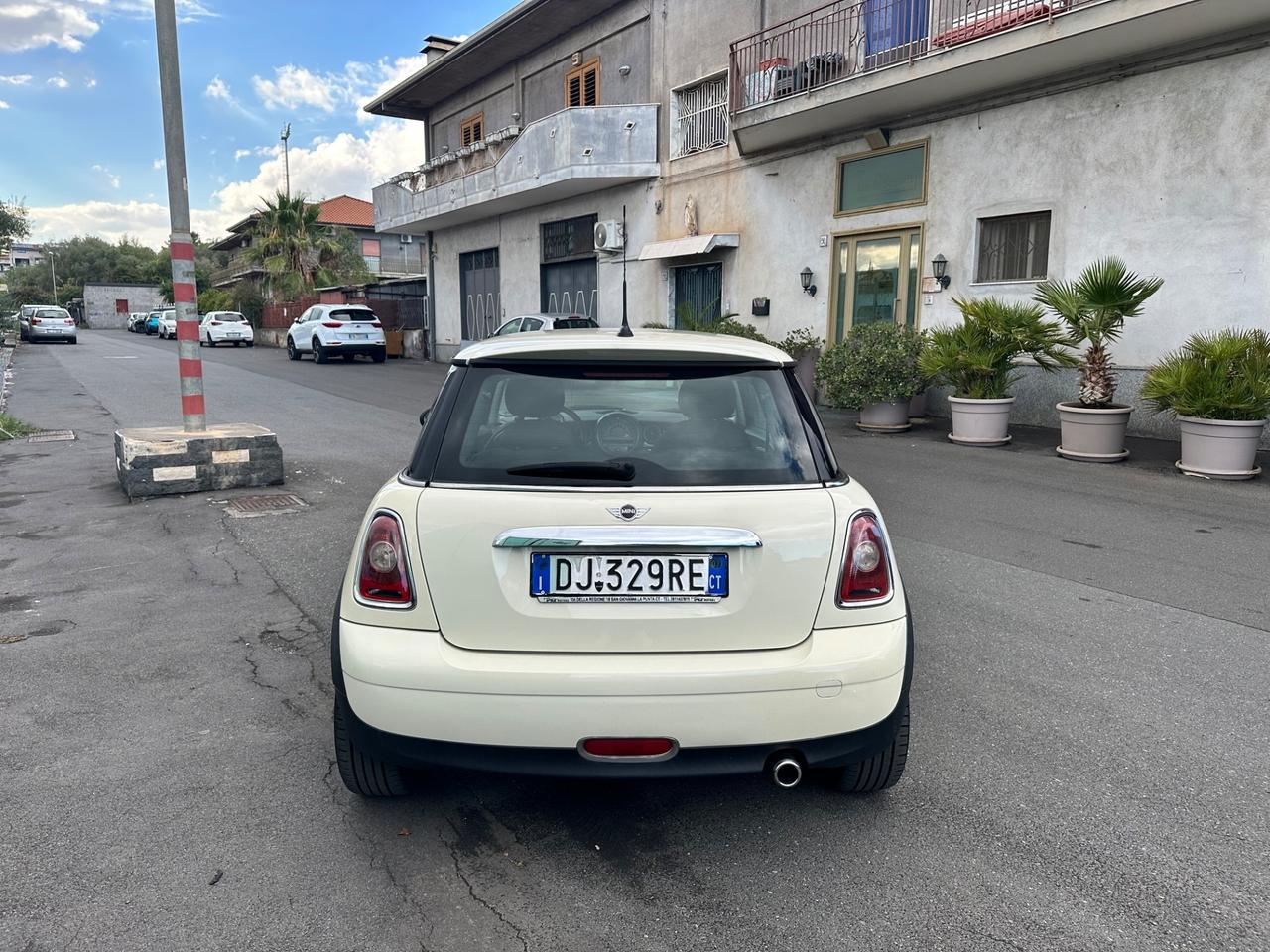 Mini Mini 1.4 16V One Salt