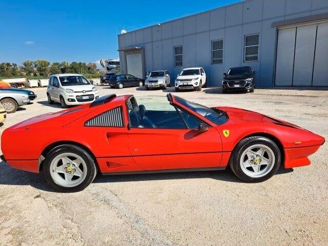 Ferrari 208 GTS TURBO -ASI-