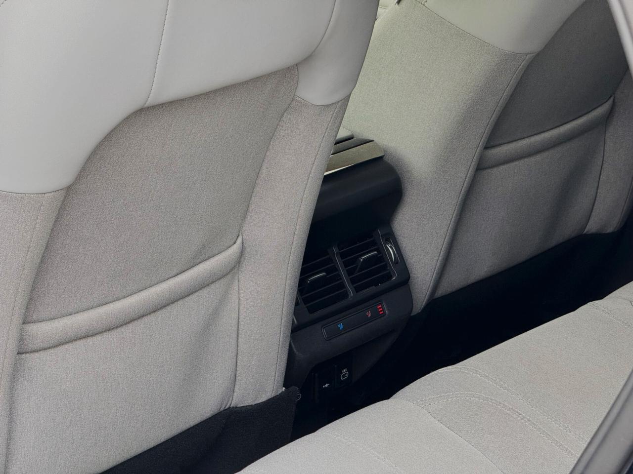 Range Rover Evoque 2.0d i4 MHEV R-Dynamic SE 204CV