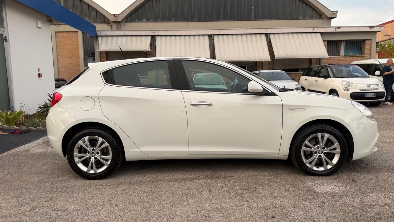 Alfa Romeo Giulietta 1.4 Turbo MultiAir Distinctive
