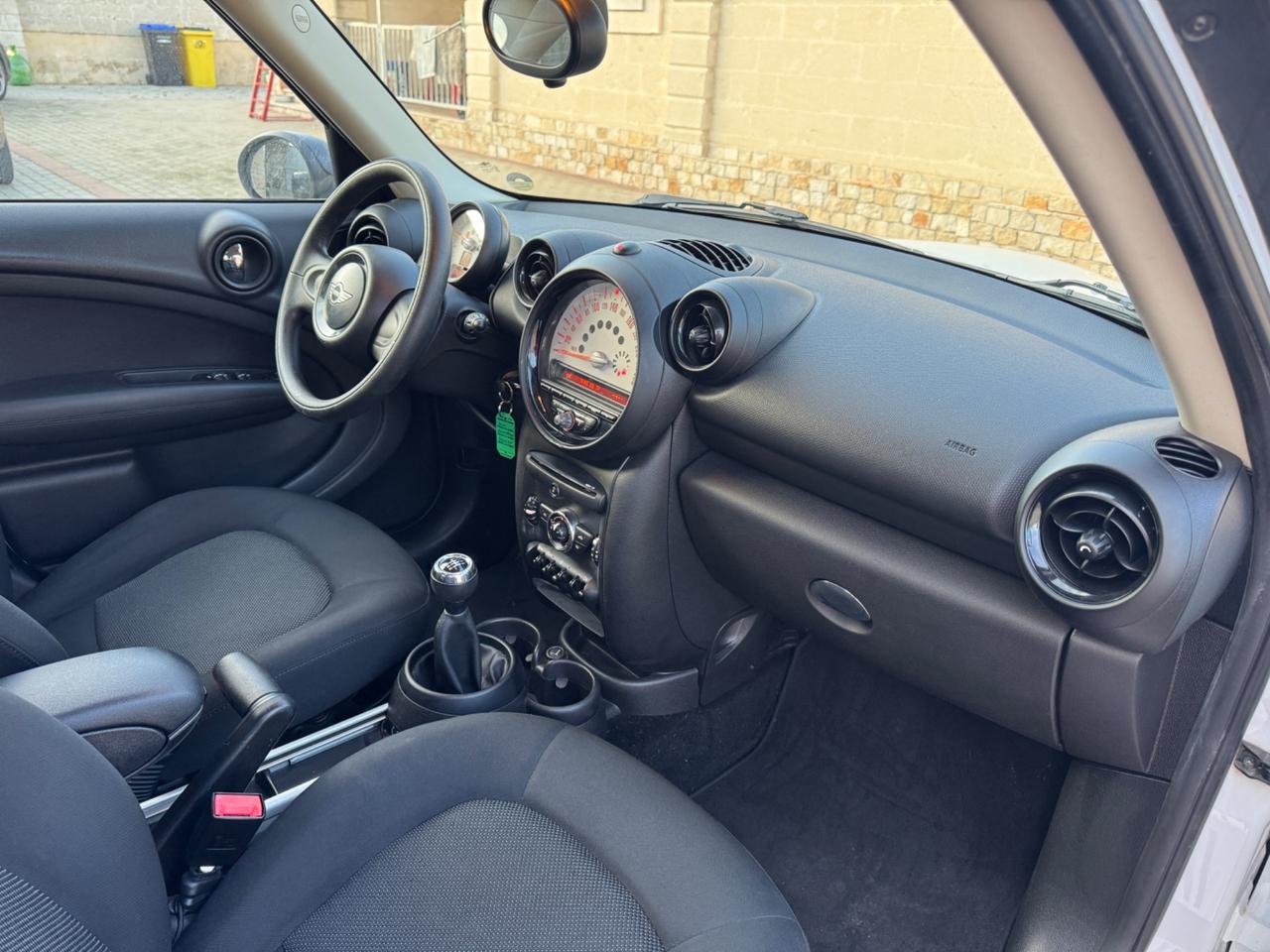 Mini Countryman 1.6d 90 CV SPORT