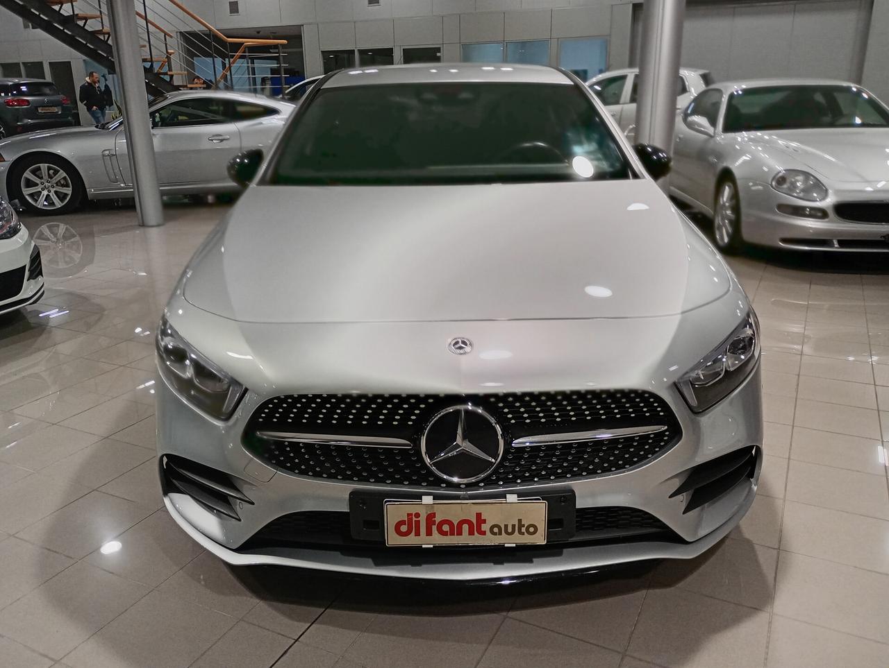 Mercedes-benz A 200 Automatic Premium Night Edition AMG