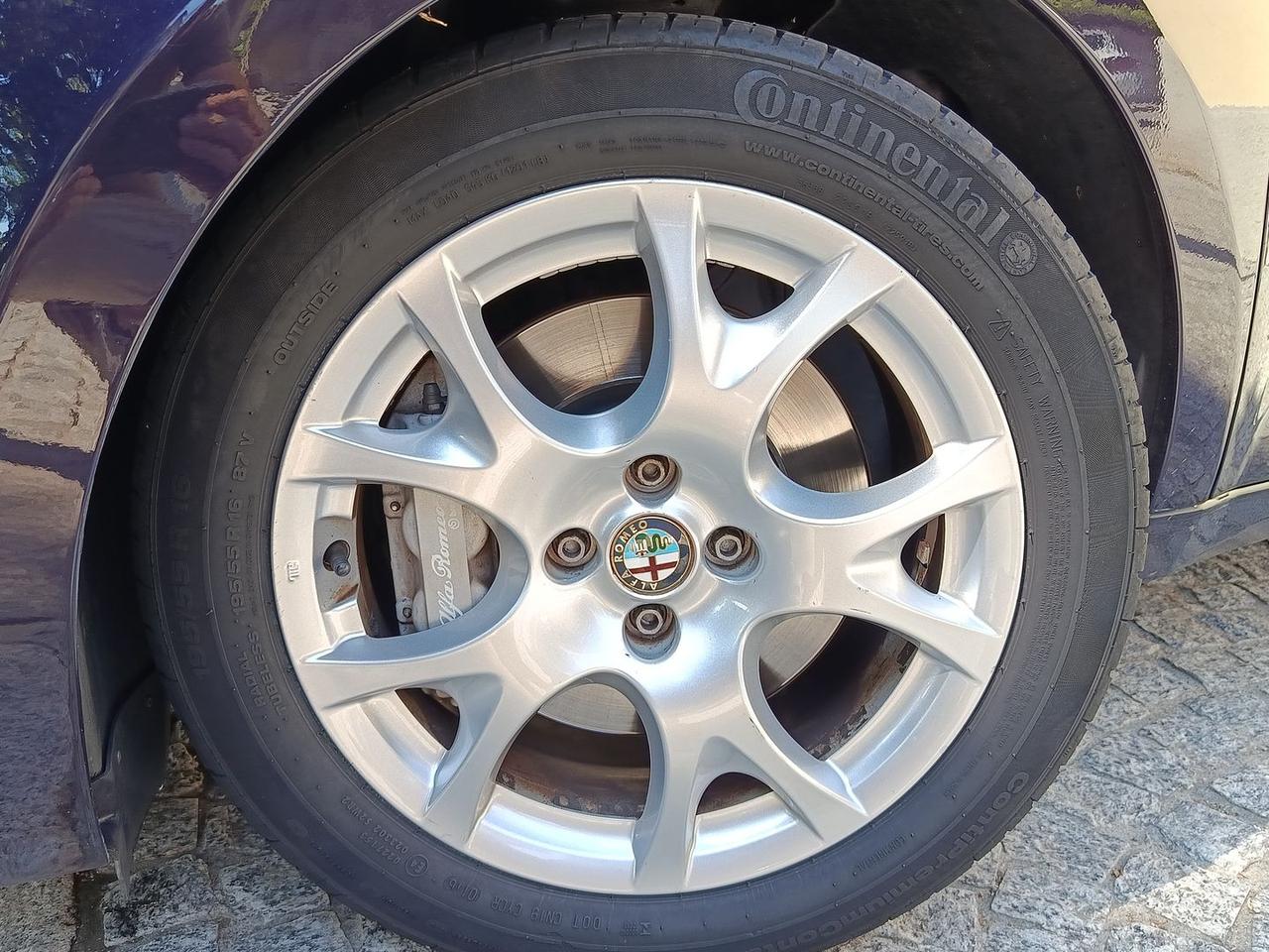 Alfa Romeo MiTo Distinctive 1.4 TB 16V MultiAir #6524