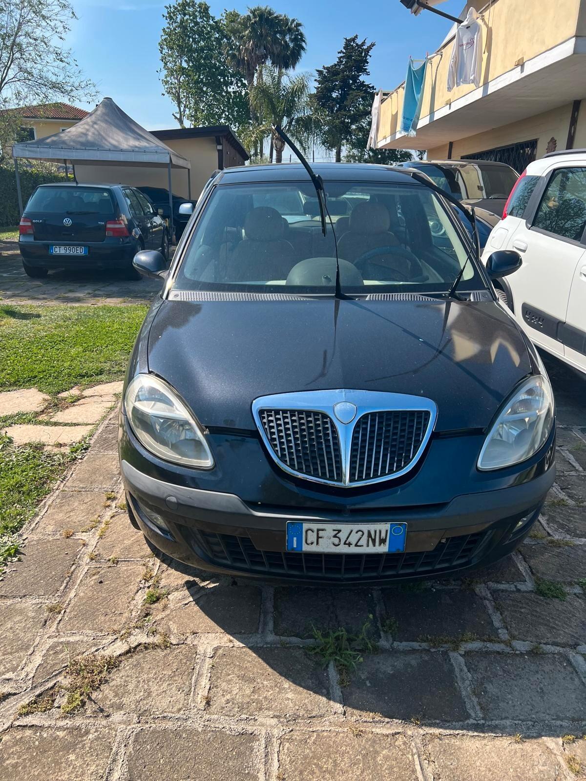 Lancia Ypsilon 1.3 Multijet 16V Argento