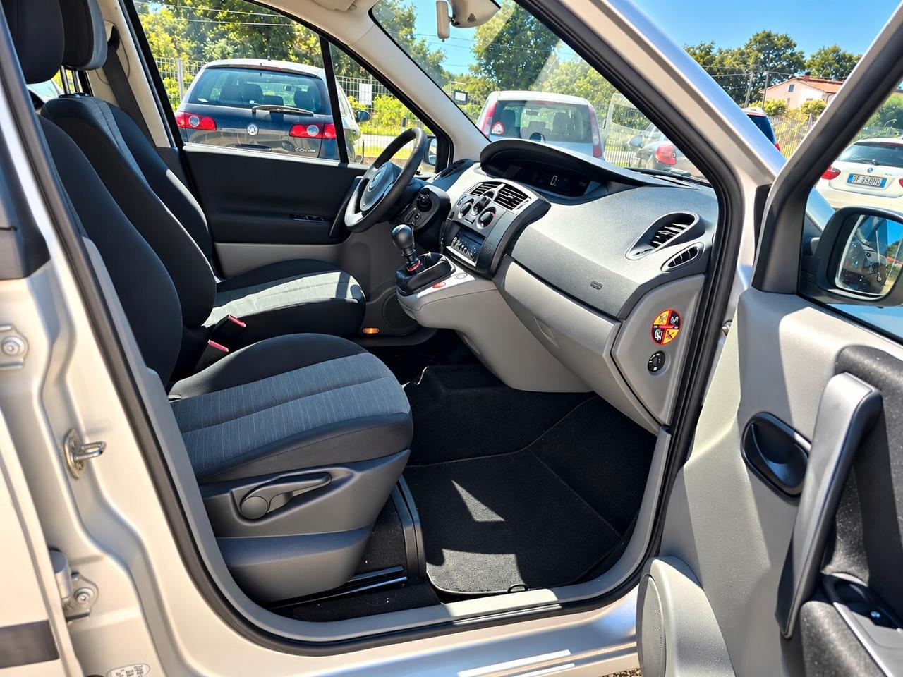 Renault Scénic 1.5 dCi/105CV
