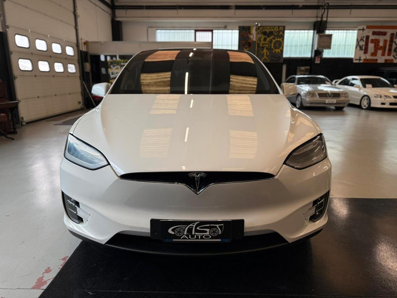 Tesla Model X P100D Dual Motor Performance