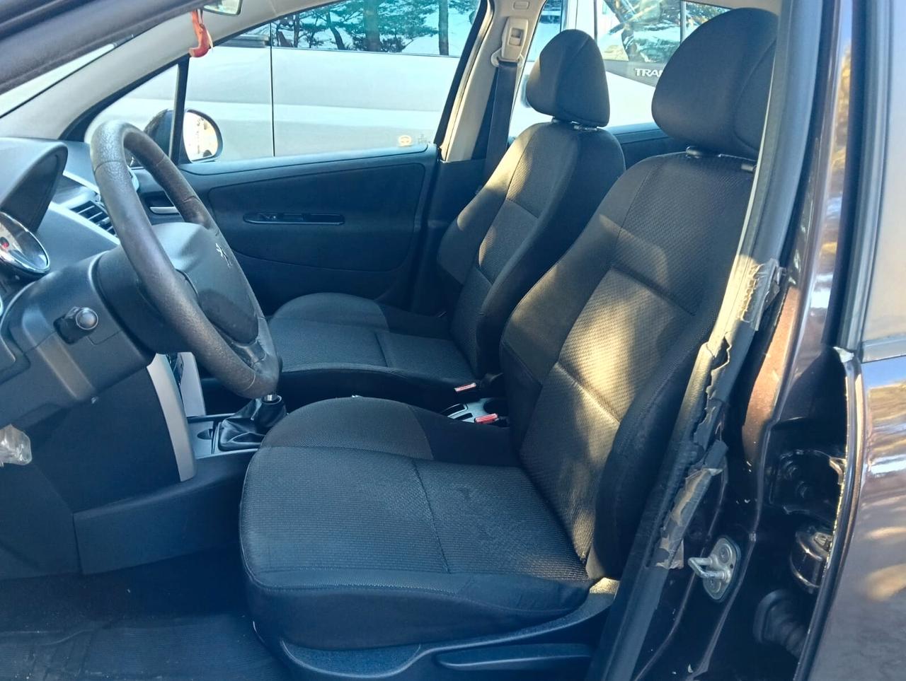 Peugeot 207 1.4 HDi 70CV 5p. Energie