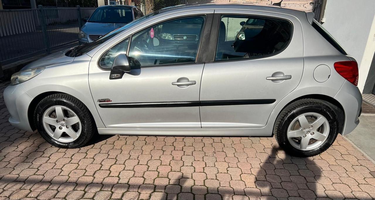 Peugeot 207 1.4 77.000KM OK NEOPATENTATI