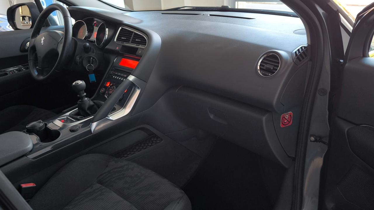 Peugeot 3008 1.6 HDi 110CV Premium