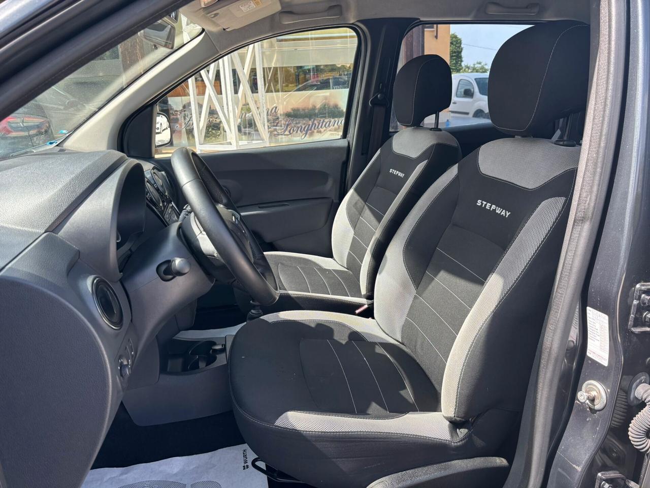 DACIA LODGY STEPWAY 1.5 DCI - 2017