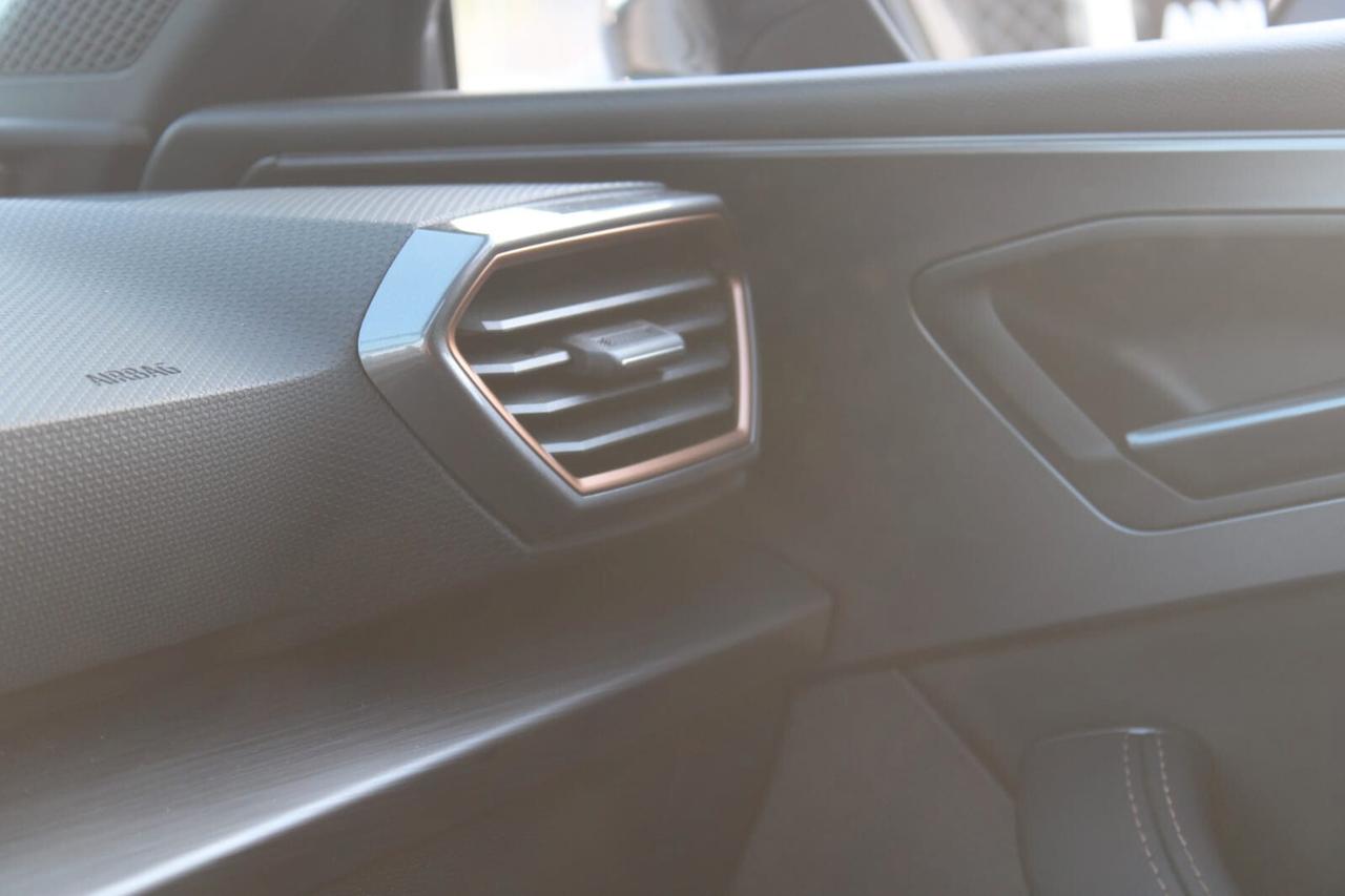 Cupra Leon 1.5 e-Hybrid 272 CV DSG VZ Extreme