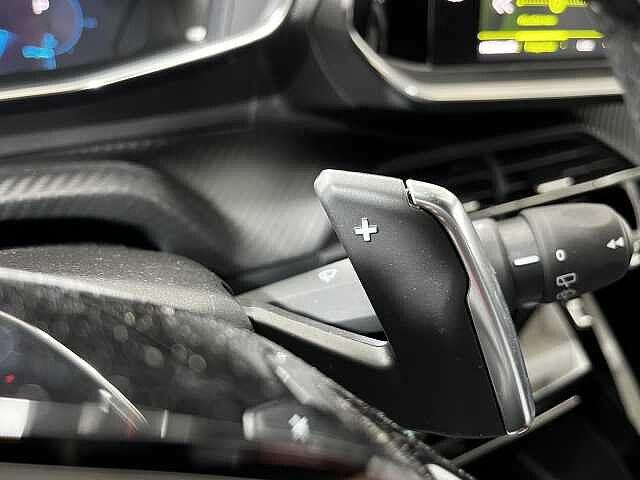 Peugeot 2008 PureTech 130 S&S EAT8 Allure Pack