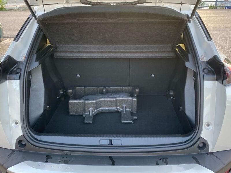 Peugeot 2008 PureTech 100 Allure Pack S/S