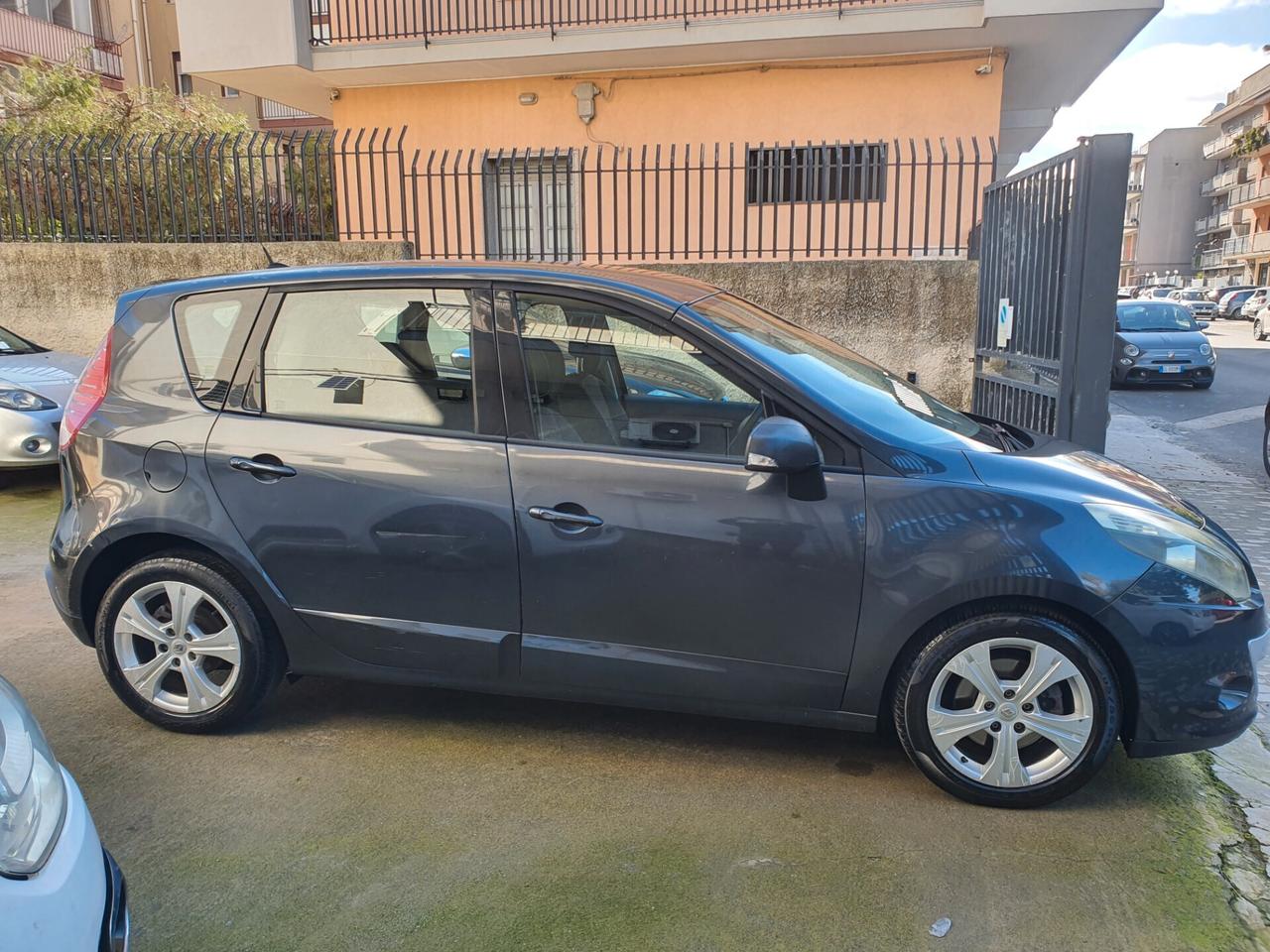 Renault Scenic Xmod 1.5 dCi 110CV Dynamique