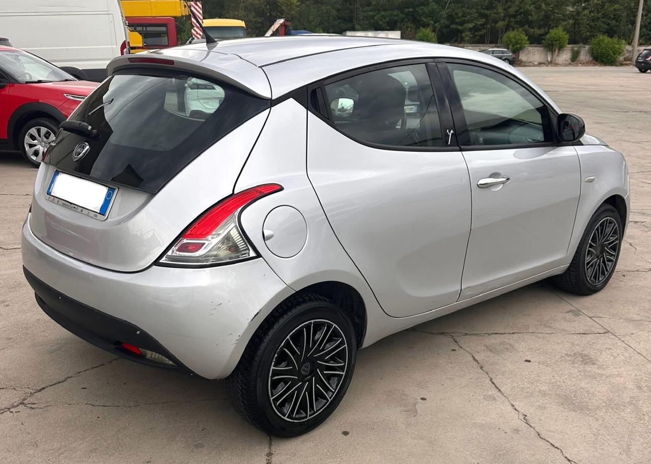 Lancia Ypsilon 1.3 MJT 16V 95 CV 5 porte S&S Gold