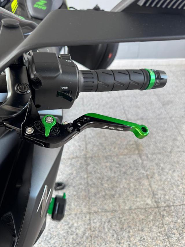 KAWASAKI Z 900 PERFORMANCE *AKRAPOVIC - BAULETTI LATERALI*