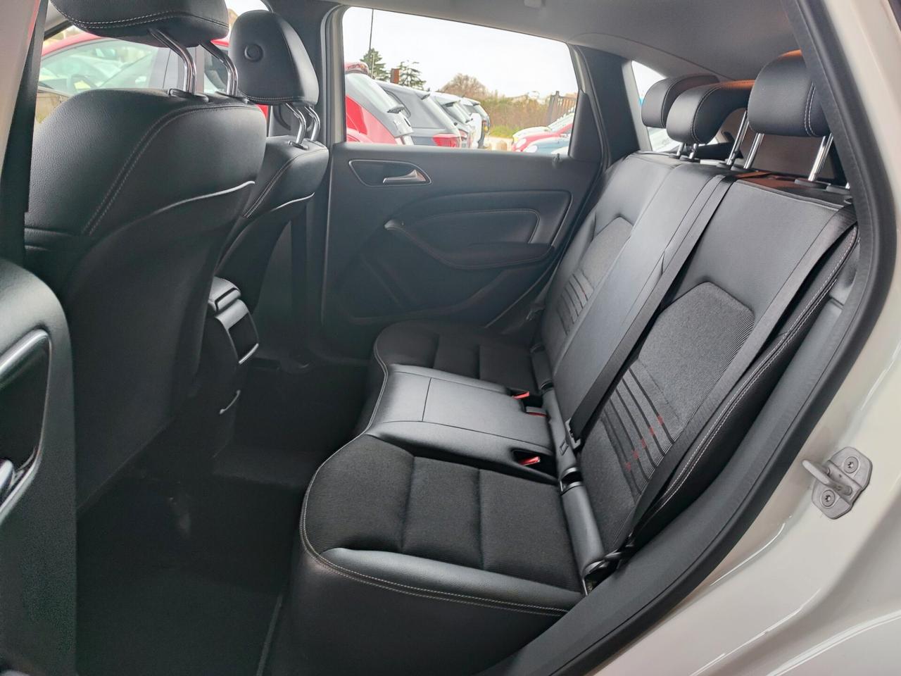 Mercedes-benz B 180 d Automatic Premium