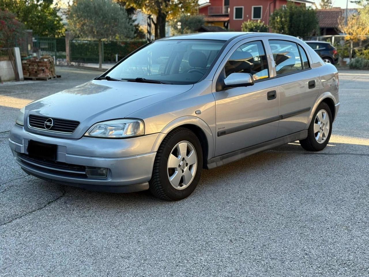 Opel Astra 1.6i 16V cat Station Wagon Club
