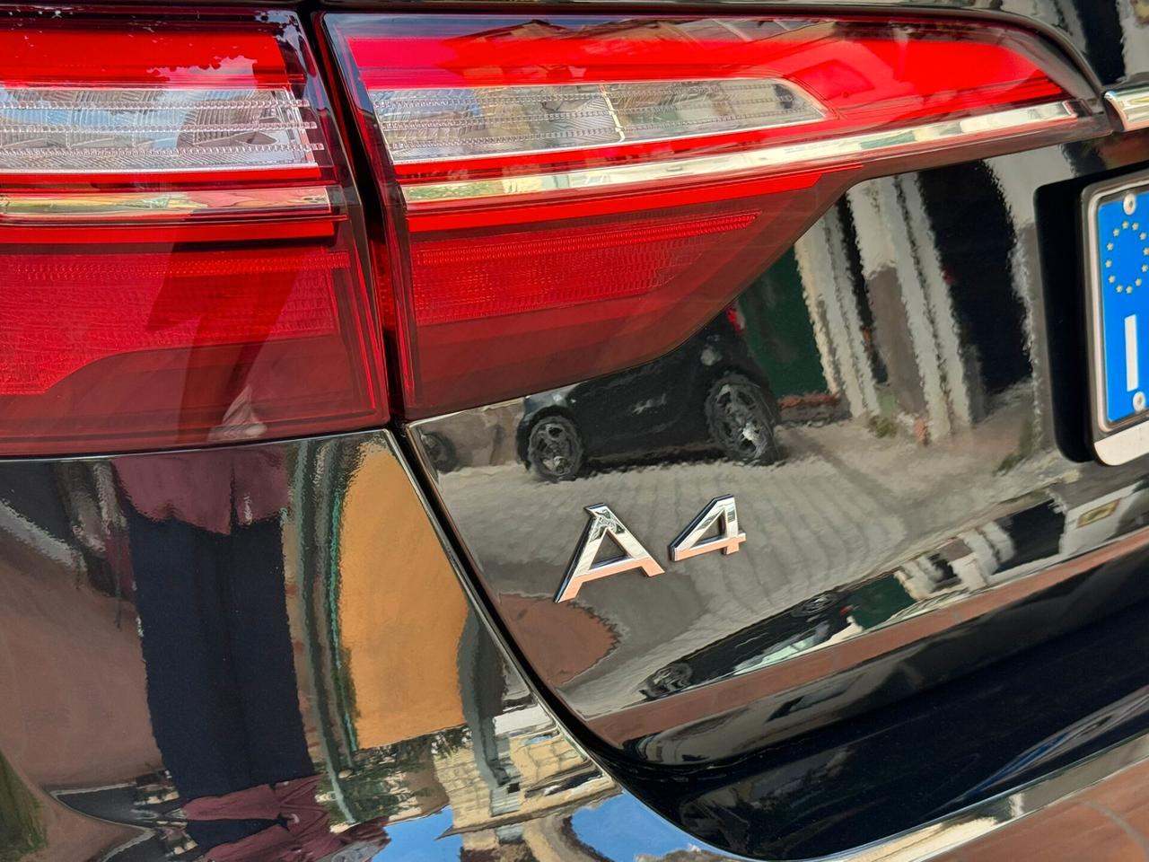 Audi A4 Avant 30 TDI/136 CV S tronic Business